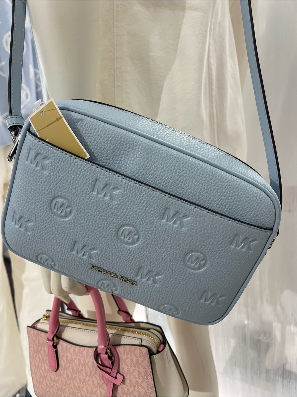 Michael Kors Jet Set Travel Lg Logo Debossed EW Camera Crossbody
Pale Ocean
NWT - Picture 9 of 16